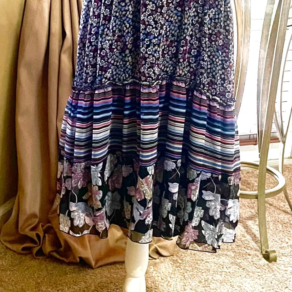 Boho chic dress. - Picture 4 of 6